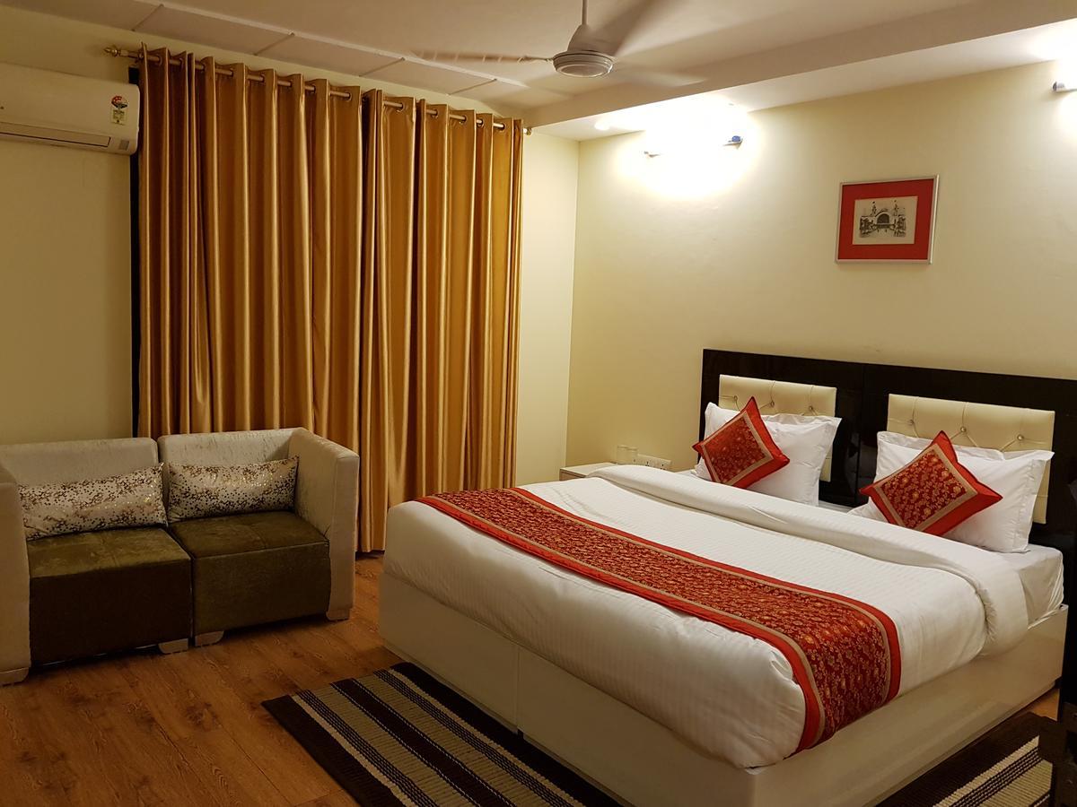 La Residenza Bed & Breakfast Yeni Delhi Dış mekan fotoğraf